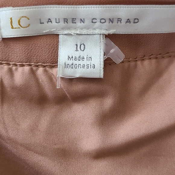 New Lauren Conrad skirt🌷 - Picture 8 of 8